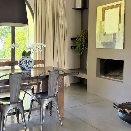 Villa Bergamotti With Pool, Comfort And View
