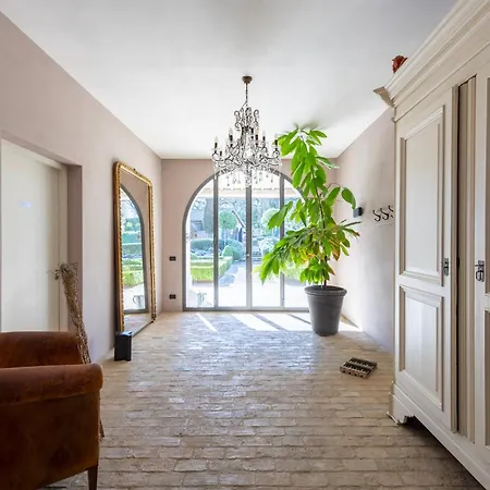 Bergamotti With Pool, Comfort And View